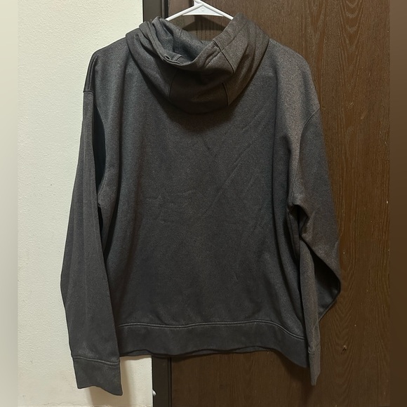 Men’s Under Armour Hoodie - Picture 2 of 3